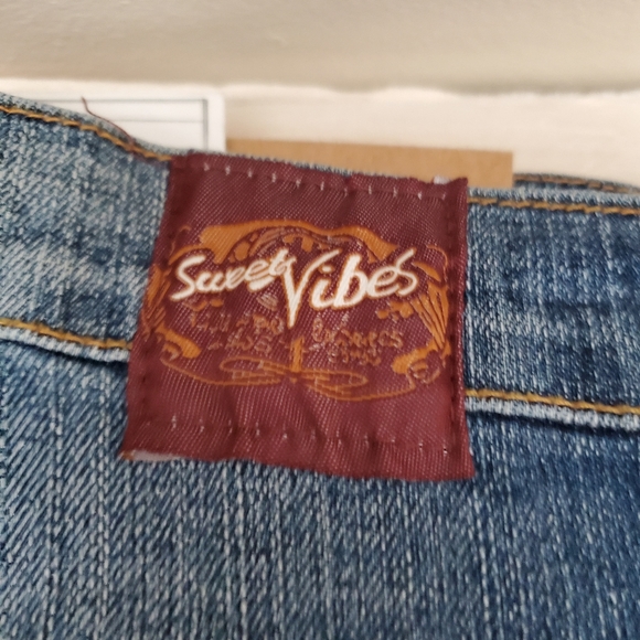 Sweet vibes low rise fit jeans - Picture 3 of 12